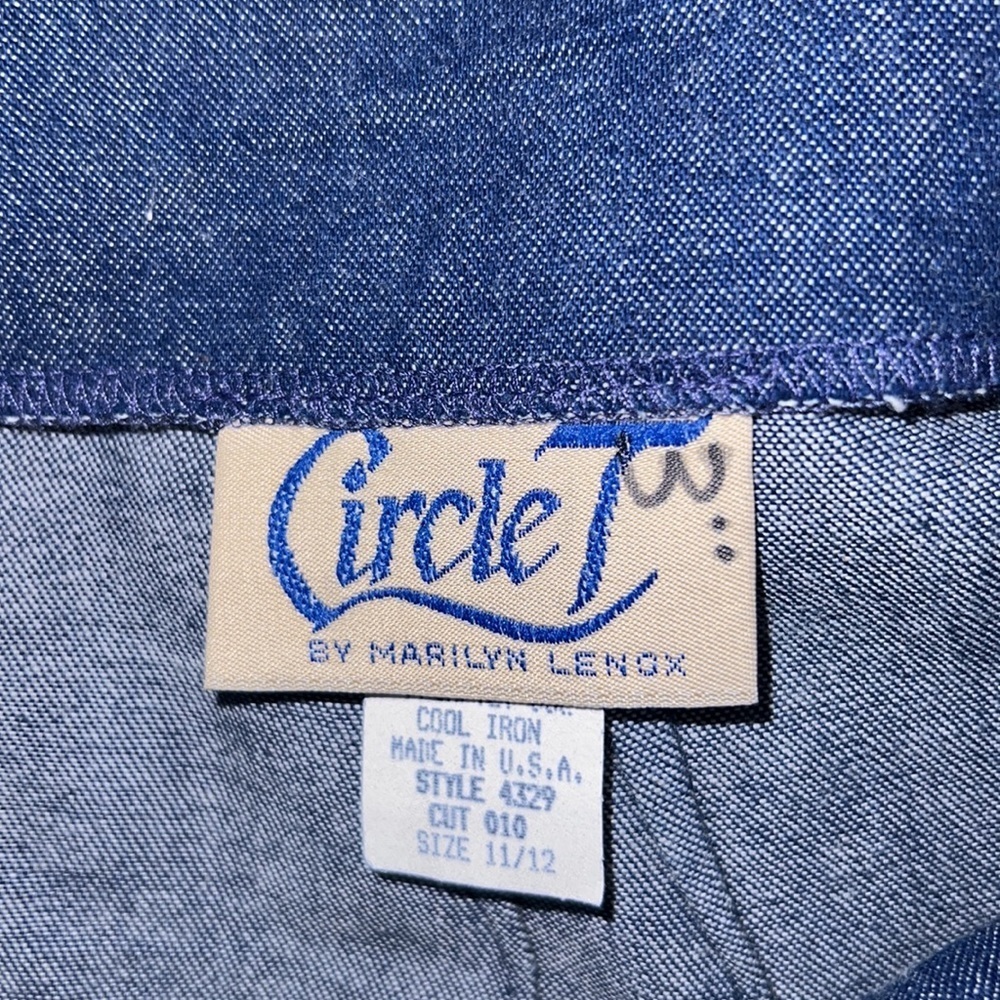 Circle T Vintage Denim Flutter Wrap Rainbow Embroidered Skirt Size 11/12 - Picture 5 of 7